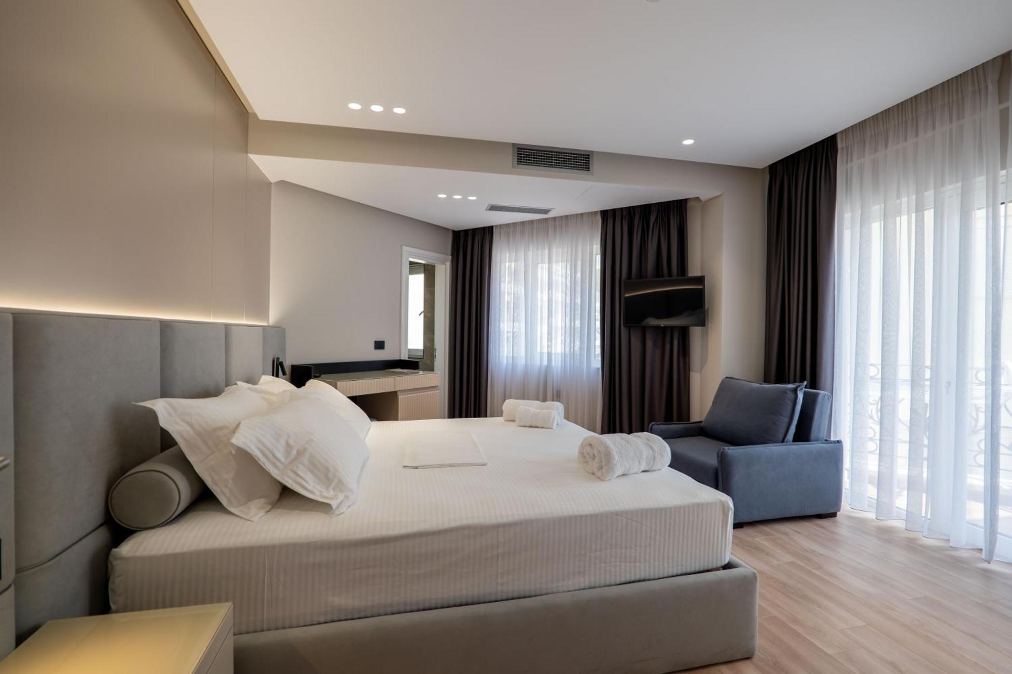 Ami Mar Hotel Σαράντα Εξωτερικό φωτογραφία